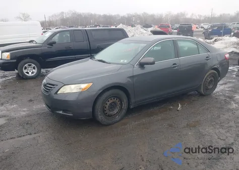 2009 Toyota Camry Le z USA, uszkodzony, nr VIN 4T1BE46K59U805794
